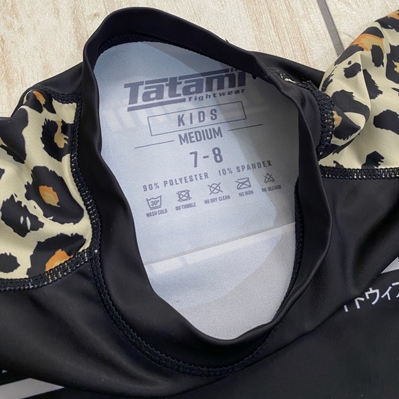TATAMI Rashguard - Kids 7/8 - Picture 7 of 10